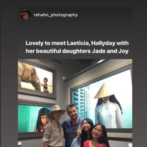 Laeticia Hallyday sur Instagram, le 15 avril 2019. Voyage au Vietnam avec ses filles, Jade et Joy. Elles ont visité l'association de Laeticia Hallyday et Hélène Darroze "La bonne étoile", qui vient en aide aux orphelins vietnamiens.