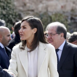 La reine Letizia d'Espagne en visite à Lerma dans la province de Burgos le 11 avril 2019 pour l'inauguration de l'exposition "Angeli" de la fondation "Las Edades del Hombre".