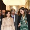 La reine Letizia d'Espagne (robe Sandro) en visite au monastère de l'Incarnation à Madrid le 10 avril 2019 pour découvrir les aménagements réalisés pour l'accessibilité aux personnes en situation de handicap.