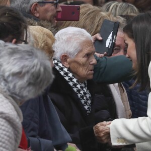La reine Letizia d'Espagne en visite à Lerma dans la province de Burgos le 11 avril 2019 pour l'inauguration de l'exposition "Angeli" de la fondation "Las Edades del Hombre".