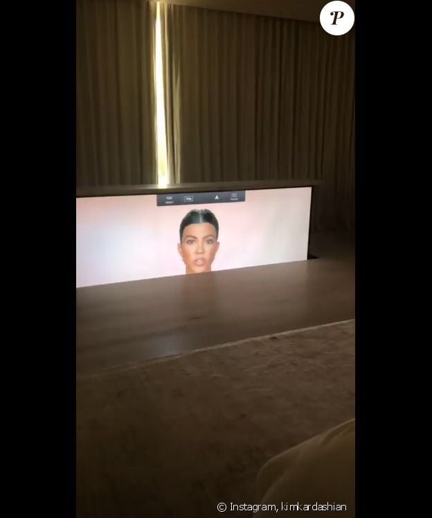 Chambre de Kim Kardashian- Story Instagram- Le 18 avril 2019.