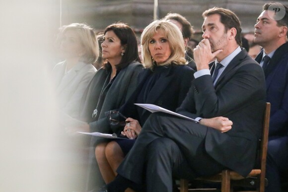 Anne Hidalgo, maire de Paris, la première dame Brigitte Macron, Christophe Castaner, ministre de l'intérieur lors de la la messe chrismale dans l'église Saint-Sulpice à Paris au lieu de Notre-Dame le 17 avril 2019. © Stéphane Lemouton / Bestimage