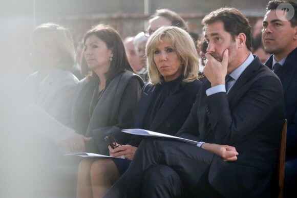 Anne Hidalgo, maire de Paris, la première dame Brigitte Macron, Christophe Castaner, ministre de l'intérieur lors de la la messe chrismale dans l'église Saint-Sulpice à Paris au lieu de Notre-Dame le 17 avril 2019. © Stéphane Lemouton / Bestimage