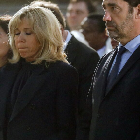 Valérie Pécresse, présidente du conseil régional d'Ile de France, Anne Hidalgo, maire de Paris, la Première Dame Brigitte Macron, Christophe Castaner, ministre de l'intérieur lors de la messe chrismale, l'une des célébrations de la semaine sainte précédant Pâques, qui aurait dû être dite par Monseigneur Aupetit à Notre-Dame, à l'église Saint-Sulpice de Paris, France, le 17 avril 2019. © Stéphane Lemouton/Bestimage