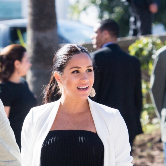 Le prince Harry, duc de Sussex et Meghan Markle, duchesse de Sussex, enceinte, en visite au "Andalusian Gardens" à Rabat lors de leur voyage officiel au Maroc, le 25 février 2019.