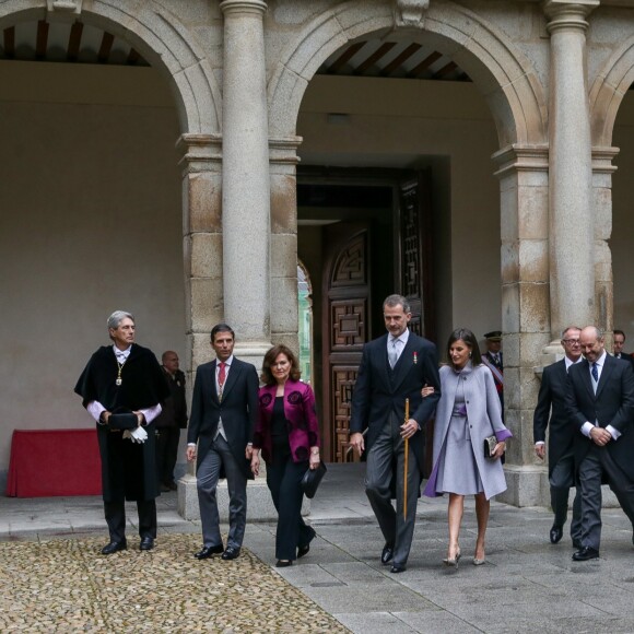 Le roi Felipe VI et la reine Letizia d'Espagne à l'Université d'Alcala de Henares à Madrid le 23 avril 2019 lors de la cérémonie de remise du prix Cervantes.