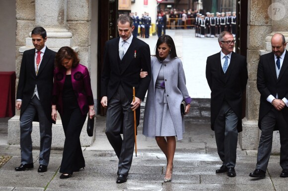 Le roi Felipe VI et la reine Letizia d'Espagne ont remis le 23 avril 2019 le prix littéraire Miguel de Cervantes à la poétesse uruguayenne Ida Vitale, au cours d'une cérémonie à l'Université Alcala de Henares à Madrid.