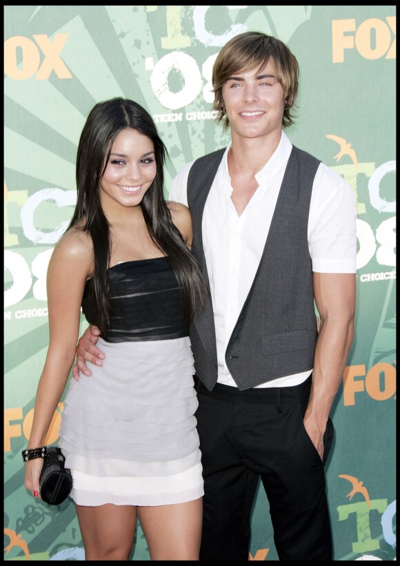 Vanessa Hudgens et Zac Efron aux Teen Choice Awards en 2008.