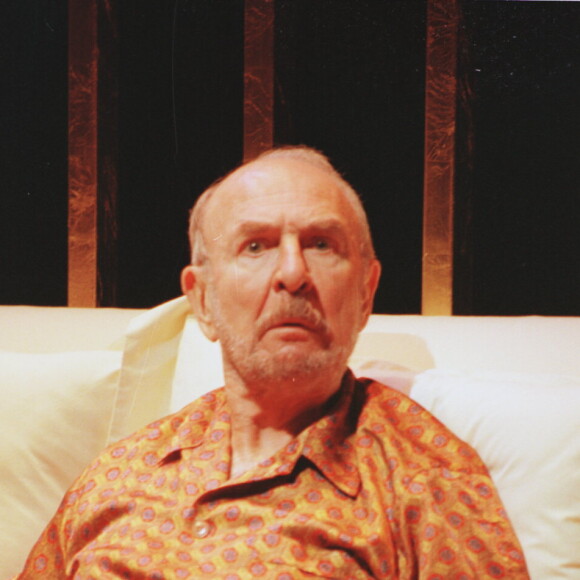 Jean-Pierre Marielle en octobre 1997 lors du filage de la pièce La Lune se couche au théâtre du Rond-Point à Paris.