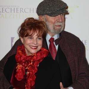 Jean-Pierre Marielle et sa femme Agathe Natanson lors du photocall du 12ème Gala 2017 de l'Association pour la Recherche sur Alzheimer à la salle Pleyel dans le 8ème arrondissement, à Paris, France le 30 janvier 2017. © Cyril Moreau/Bestimage