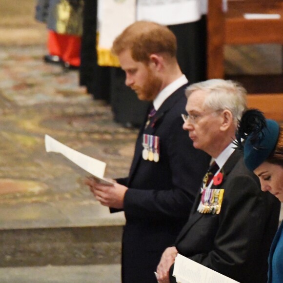 Le prince Harry, duc de Sussex, le duc Richard de Gloucester et Kate Catherine Middleton, duchesse de Cambridge - La famille royale d'Angleterre en l'abbaye de Westminster à Londres pour le service commémoratif de l'ANZAC Day. Le 25 avril 2019
