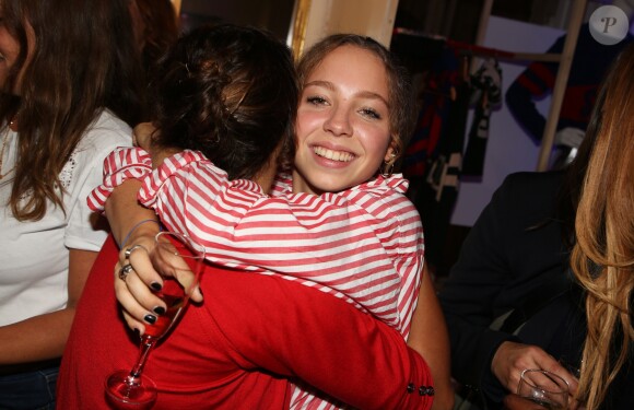 Emma de Caunes et sa fille Nina - Soirée "Tricolore Party" pour célébrer le 65ème anniversaire du Thermolactyl de Damart à la Maison Molière à Paris le 13 septembre 2018. © Denis Guignebourg/Bestimage