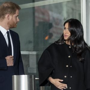 Le prince Harry et Meghan Markle, duchesse de Sussex, le 19 mars 2019 à la Maison de la Nouvelle-Zélande à Londres pour rendre hommage aux victimes de la tuerie de Christchurch et signer le registre de condoléances, leur dernière sortie avant le congé maternité de Meghan.