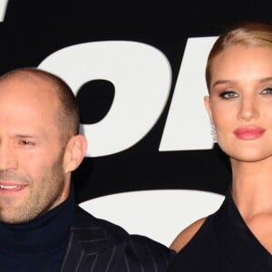 Jason Statham et sa compagne Rosie Huntington-Whiteley enceinte à la première du film 'Fate Of The Furious' à New York, le 8 avril 2017