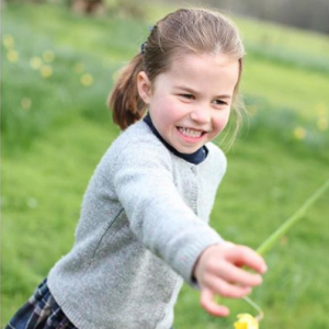 Nouveaux portraits signés Kate Middleton pour les 4 ans de sa fille Charlotte, le 2 mai 2019.