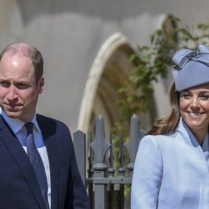 Le prince William, duc de Cambridge, et Catherine (Kate) Middleton, duchesse de Cambridge, à la sortie de la messe de Pâques à la chapelle Saint-Georges du château de Windsor, le 21 avril 2019.