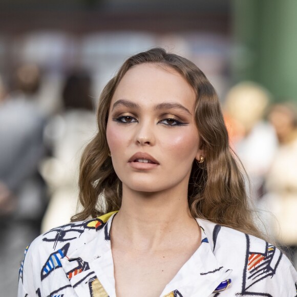 Lily-Rose Depp - Les célébrités au photocall du défilé "Chanel Cruise Collection 2020" au Grand Palais. Paris, le 3 mai 2019. © Olivier Borde/Bestimage