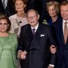 Le grand-duc Jean entre son fils, le grand-duc Henri, et sa belle-fillee la grande-duchesse Maria-Teresa - Cérémonie de clôture de l'année anniversaire des 125 ans de la dynastie Luxembourg-Nassau au Luxembourg, le 8 décembre 2016.