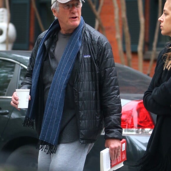 Exclusif - Richard Gere se promène avec son fils Homer et sa femme Alejandra Silva dans l'East Village à New York le 1er mai 2019.