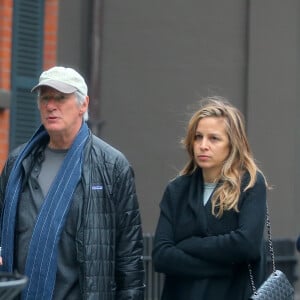 Exclusif - Richard Gere se promène avec son fils Homer et sa femme Alejandra Silva dans l'East Village à New York le 1er mai 2019.