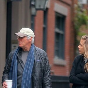 Exclusif - Richard Gere se promène avec son fils Homer et sa femme Alejandra Silva dans l'East Village à New York le 1er mai 2019.
