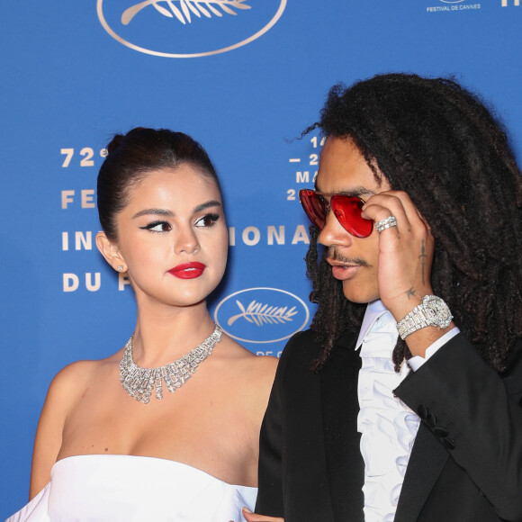 Chloé Sevigny, Selena Gomez, Luka Sabbat - Photocall du dîner d'ouverture du 72ème Festival International du Film de Cannes, le 14 mai 2019. © Jacovides-Borde-Moreau/Bestimage