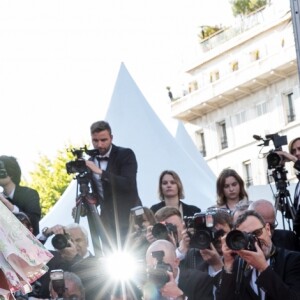 Elle Fanning - Montée des marches du film "Les Misérables" lors du 72ème Festival International du Film de Cannes. Le 15 mai 2019 © Jacovides-Moreau / Bestimage