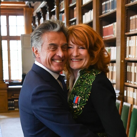 Gérard Holtz et sa femme Muriel Mayette-Holtz - Cérémonie d'installation de Muriel Mayette-Holtz à l'Académie des beaux-arts à Paris le 15 mai 2019. © Coadic Guirec/Bestimage