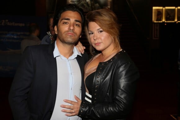 Cindy Lopes et son fiancé Maxime à la 35e Nuit des Publivores au Grand Rex à Paris, le 17 septembre 2015.