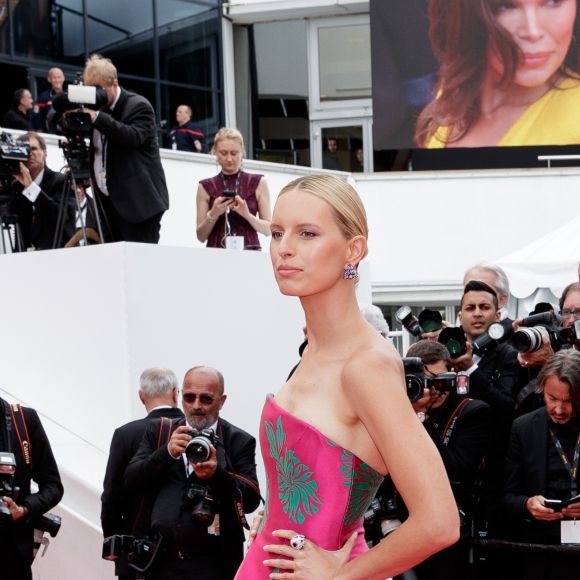 Karolina Kurkova - Montée des marches du film "Once upon a time... in Hollywood" lors du 72ème Festival International du Film de Cannes. Le 21 mai 2019 © Jacovides-Moreau / Bestimage