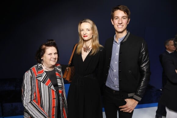 Suzy Menkes, Delphine Arnault et Alexandre Arnault assistent au cocktail de présentation de la première collection de "Fenty". Paris, le 22 mai 2019.