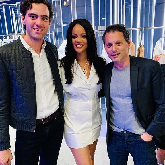 Fortuné Penniman (frère du chanteur Mika), Rihanna et Marc-Olivier Fogiel au cocktail de lancement de "Fenty". Paris, le 22 mai 2019.