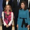 La reine Letizia d'Espagne, vêtue d'une combi-pantalon Zara, lors d'une rencontre avec des femmes d'exception pour une table ronde sur le thème de l'égalité des genres : "Femmes d'exception, le courage de saisir sa chance", le 23 mai 2019 au siège de la Fondation Microfinance BBVA.