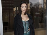 Nabilla enceinte : Décolleté plongeant, elle pose en peignoir