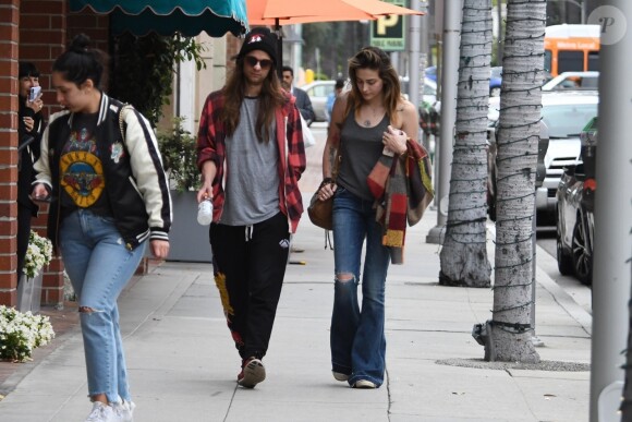 Exclusif - Paris Jackson et son compagnon Gabriel Glen se rendent chez le dentiste dans le quartier de Beverly Hills à Los Angeles, le 23 mai 2019.