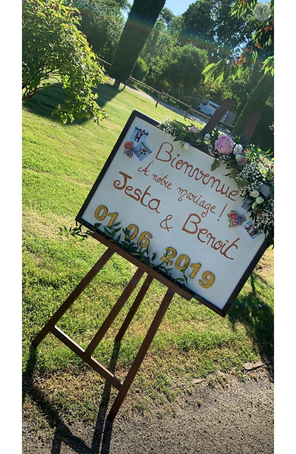 Jesta et Benoît (Koh-Lanta) ont célébré leur mariage samedi 1er juin 2019 près de Toulouse en présence de leurs proches et d'anciens camarades du jeu d'aventure de TF1.