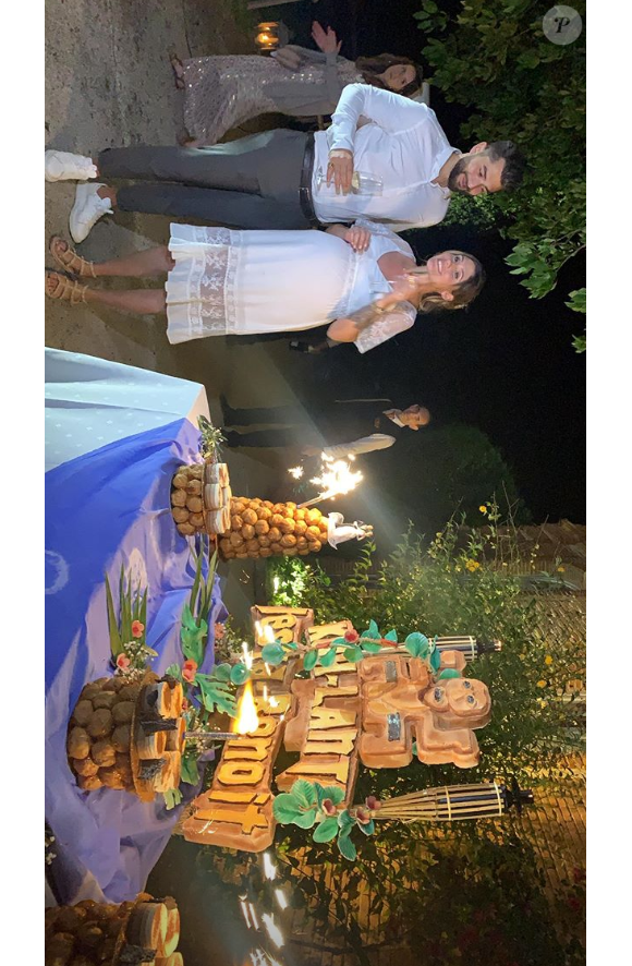 Jesta et Benoît (Koh-Lanta) ont célébré leur mariage samedi 1er juin 2019 près de Toulouse en présence de leurs proches et d'anciens camarades du jeu d'aventure de TF1.