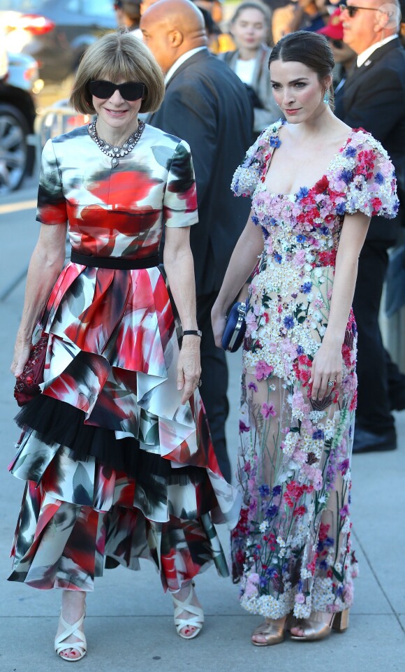 Anna Wintour et sa fille Bee Shaffer arrivent au Brooklyn Museum pour les CFDA Fashion Awards 2019 à New York, le 3 juin 2019.