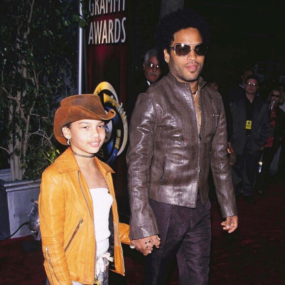 Lenny Kravitz et sa fille Zoë à Los Angeles. Février 2000.