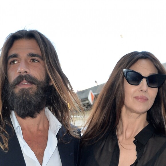 Monica Bellucci et son compagnon Nicolas Lefebvre lors du gala de la fondation Maud Fontenoy à Paris le 6 juin 2019.