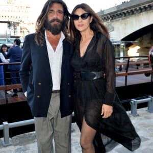 Monica Bellucci et son compagnon Nicolas Lefebvre lors du gala de la fondation Maud Fontenoy à Paris le 6 juin 2019.