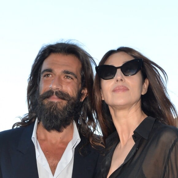 Monica Bellucci et son compagnon Nicolas Lefebvre lors du gala de la fondation Maud Fontenoy à Paris le 6 juin 2019.