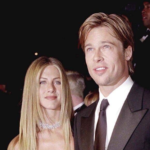 Jennifer Aniston et Brad Pitt à la soirée Vanity Fair, à Los Angeles, le 27 mars 2000