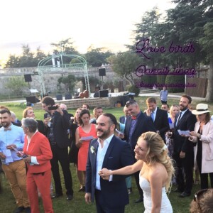 Image du mariage de François-Xavier Demaison et Anaïs Tihay, le 7 juin 2019 au château de Valmy à Argelès-sur-Mer (Pyrénées-Orientales), partagée par Mathieu Barthelat Colin dans sa story Instagram.