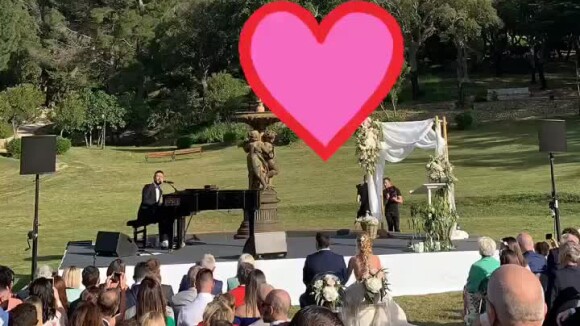 Story Instagram de Laurie Cholewa au mariage de François-Xavier Demaison et Anaïs Tihay, le 7 juin 2019 à Argelès-sur-Mer, au château de Valmy.