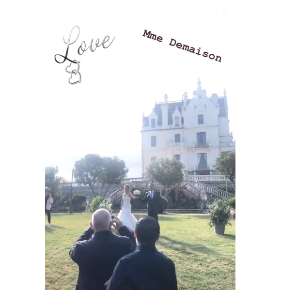 François-Xavier Demaison et Anaïs Tihay se sont mariés le 7 juin 2019 dans les Pyrénées-Orientales, unis à la mairie de Perpignan avant de célébrer leurs noces au château de Valmy à Argelès-sur-Mer. Image Instagram.