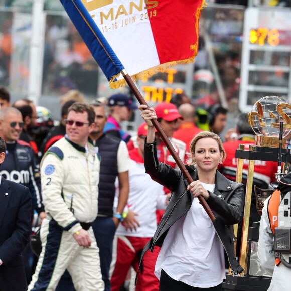La princesse Charlene de Monaco donne le départ de la 87ème édition des 24 Heures du Mans le 15 juin 2019. © Cyril Moreau / Bestimage