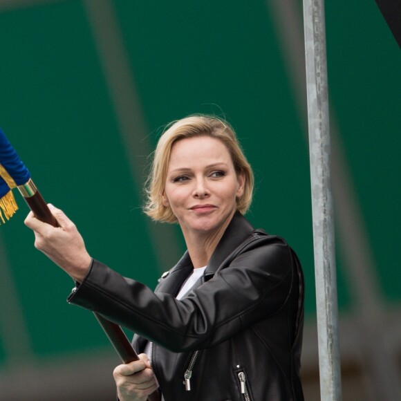 La princesse Charlene de Monaco donne le départ de la 87ème édition des 24 Heures du Mans le 15 juin 2019. © Cyril Moreau / Bestimage