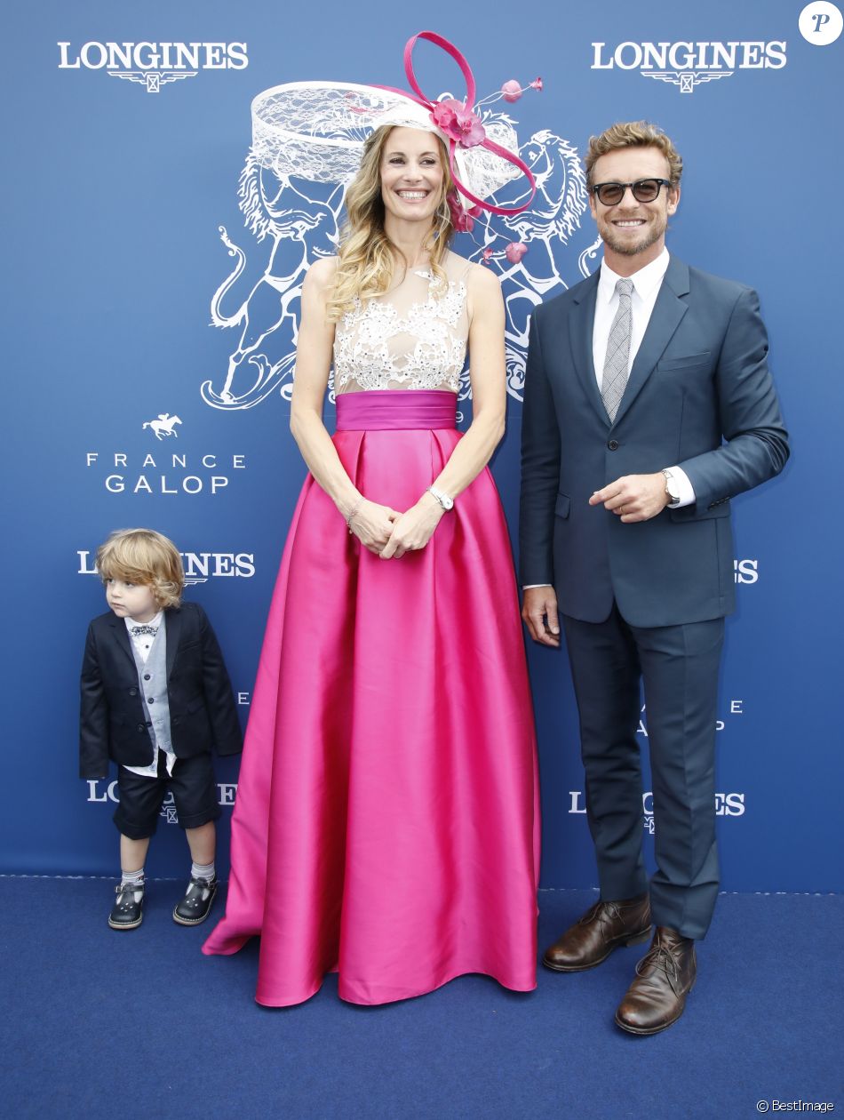 Robin Soumillon, Sophie Thalmann (robe Christophe Guillarmé) et Simon