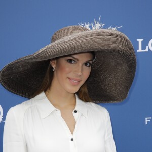 Iris Mittenaere au Prix de Diane Longines à l'hippodrome de Chantilly, le 16 juin 2019. © Marc Ausset-Lacroix/Bestimage